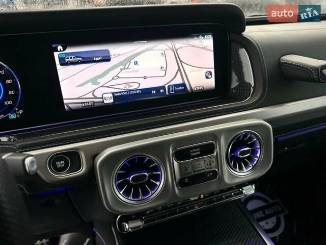 Черный Мерседес Г-Класс, объемом двигателя 0 л и пробегом 19 тыс. км за 165000 $, фото 89 на Automoto.ua