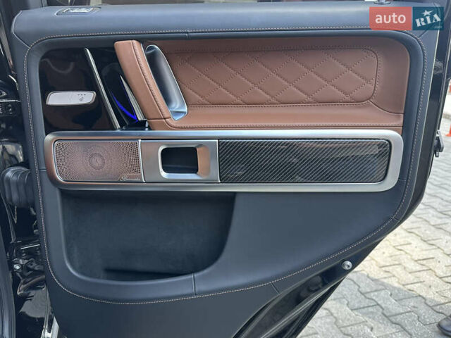 Чорний Мерседес Г-Клас, об'ємом двигуна 3.98 л та пробігом 23 тис. км за 325000 $, фото 61 на Automoto.ua