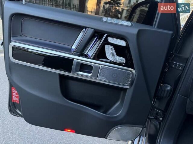 Черный Мерседес Г-Класс, объемом двигателя 4 л и пробегом 87 тыс. км за 230000 $, фото 36 на Automoto.ua