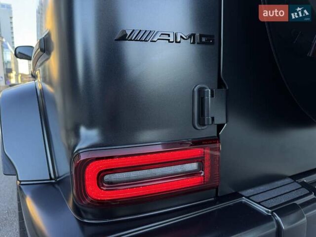 Черный Мерседес Г-Класс, объемом двигателя 4 л и пробегом 87 тыс. км за 230000 $, фото 24 на Automoto.ua