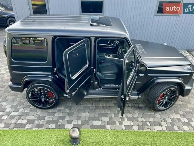 Черный Мерседес Г-Класс, объемом двигателя 3.98 л и пробегом 32 тыс. км за 238900 $, фото 107 на Automoto.ua