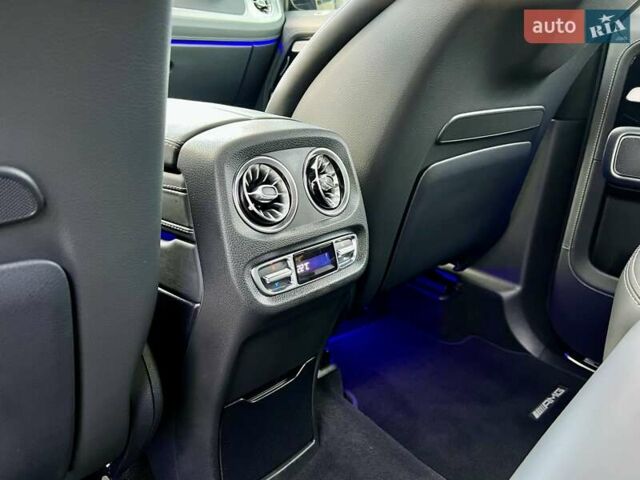 Черный Мерседес Г-Класс, объемом двигателя 3.98 л и пробегом 32 тыс. км за 238900 $, фото 34 на Automoto.ua