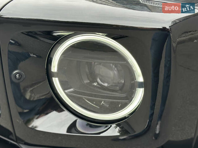 Чорний Мерседес Г-Клас, об'ємом двигуна 3.98 л та пробігом 23 тис. км за 325000 $, фото 32 на Automoto.ua