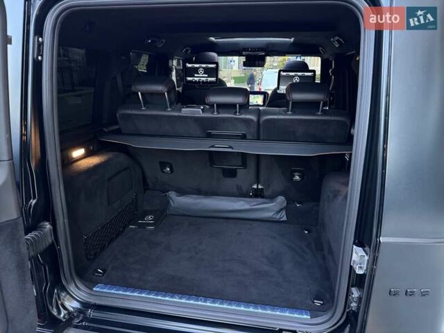 Черный Мерседес Г-Класс, объемом двигателя 4 л и пробегом 87 тыс. км за 230000 $, фото 88 на Automoto.ua