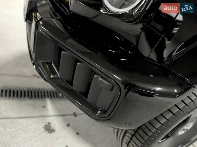 Черный Мерседес Г-Класс, объемом двигателя 3.98 л и пробегом 1 тыс. км за 350000 $, фото 4 на Automoto.ua