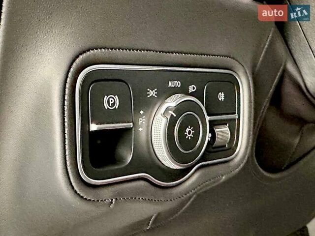 Черный Мерседес Г-Класс, объемом двигателя 0 л и пробегом 1 тыс. км за 185361 $, фото 16 на Automoto.ua