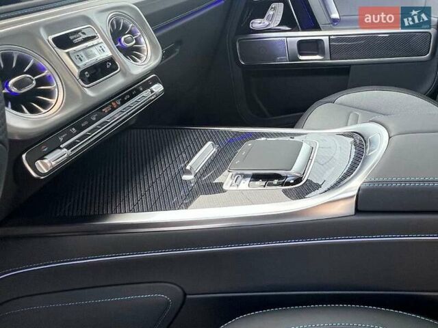 Чорний Мерседес Г-Клас, об'ємом двигуна 0 л та пробігом 1 тис. км за 197643 $, фото 11 на Automoto.ua