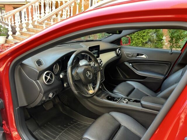 Красный Мерседес Г-Класс, объемом двигателя 2 л и пробегом 115 тыс. км за 16000 $, фото 8 на Automoto.ua