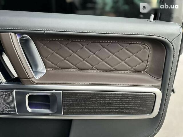 Мерседес Г-Клас, об'ємом двигуна 4 л та пробігом 33 тис. км за 195000 $, фото 29 на Automoto.ua