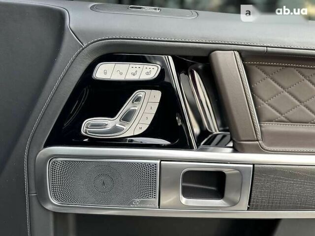 Мерседес Г-Клас, об'ємом двигуна 4 л та пробігом 33 тис. км за 195000 $, фото 28 на Automoto.ua