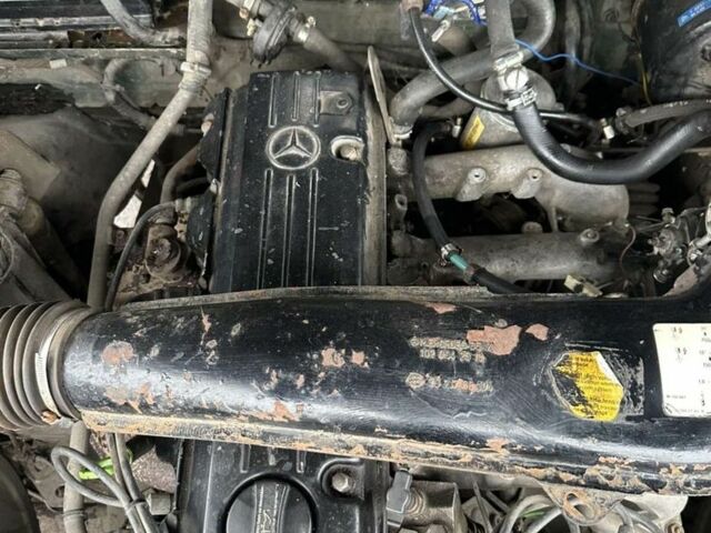 Мерседес Г-Класс 1988 в Василькове на Automoto.ua Мерседес Г-Класс, объемом двигателя 2.3 л и пробегом 200 тыс. км за 4400 $, фото 8 на Automoto.ua