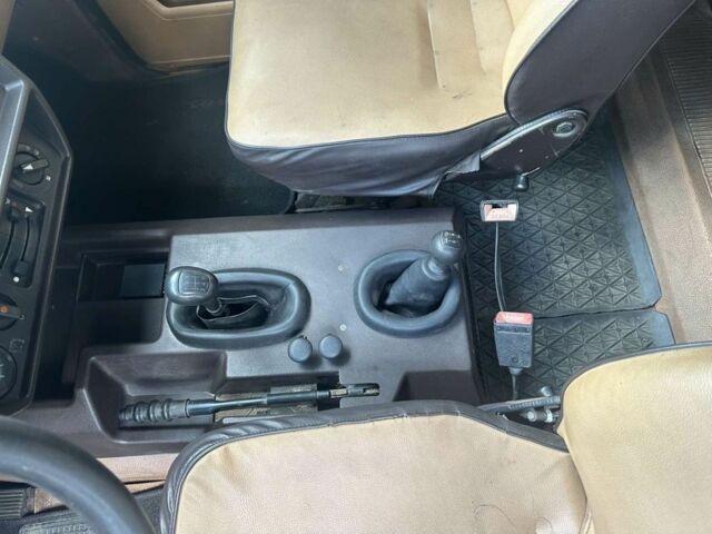 Мерседес Г-Класс 1988 в Василькове на Automoto.ua Мерседес Г-Класс, объемом двигателя 2.3 л и пробегом 200 тыс. км за 4400 $, фото 11 на Automoto.ua