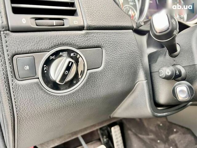 Мерседес Г-Класс, объемом двигателя 4 л и пробегом 123 тыс. км за 63000 $, фото 19 на Automoto.ua