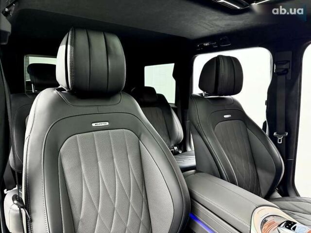 Мерседес Г-Класс, объемом двигателя 4 л и пробегом 19 тыс. км за 199800 $, фото 29 на Automoto.ua