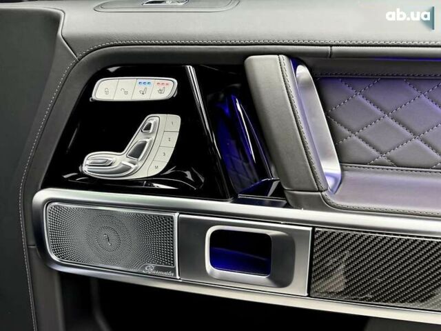 Мерседес Г-Класс, объемом двигателя 4 л и пробегом 19 тыс. км за 199800 $, фото 24 на Automoto.ua