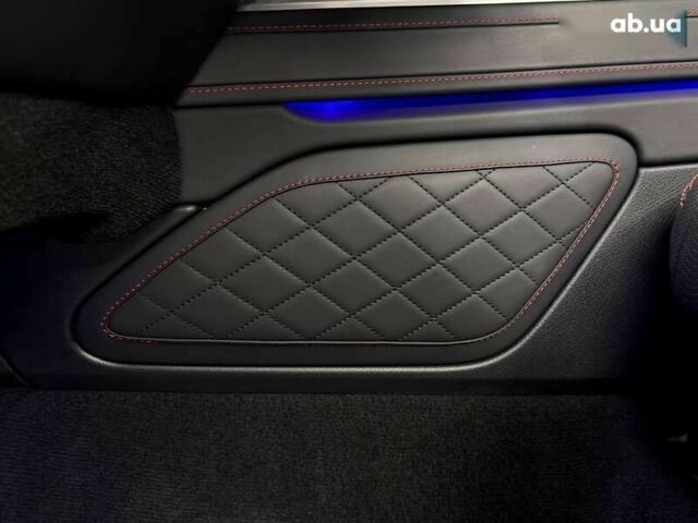 Мерседес Г-Класс, объемом двигателя 4 л и пробегом 25 тыс. км за 229000 $, фото 25 на Automoto.ua