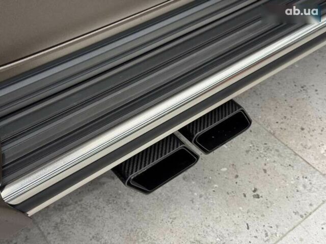 Мерседес Г-Клас, об'ємом двигуна 4 л та пробігом 15 тис. км за 365000 $, фото 12 на Automoto.ua