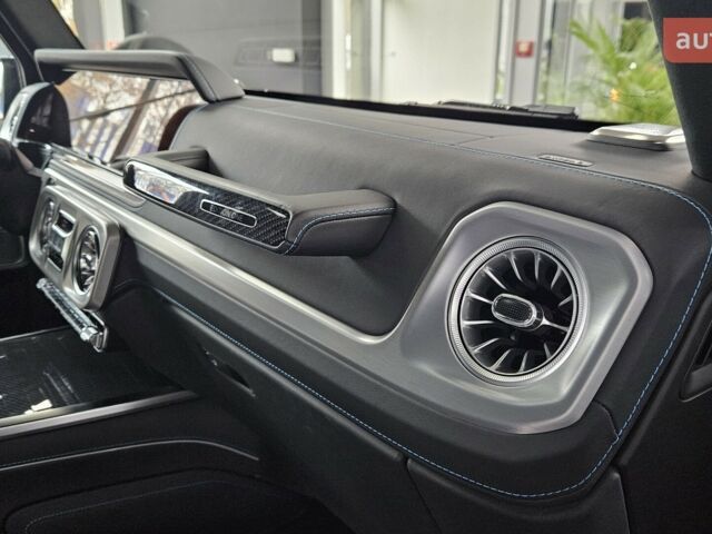 Мерседес Г-Клас, об'ємом двигуна 0 л та пробігом 0 тис. км за 191255 $, фото 12 на Automoto.ua