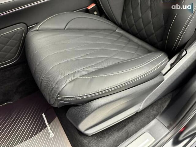 Мерседес Г-Клас, об'ємом двигуна 4 л та пробігом 1 тис. км за 354700 $, фото 29 на Automoto.ua