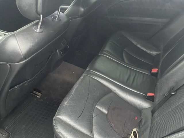 Сірий Мерседес Г-Клас, об'ємом двигуна 3.2 л та пробігом 423 тис. км за 7500 $, фото 5 на Automoto.ua