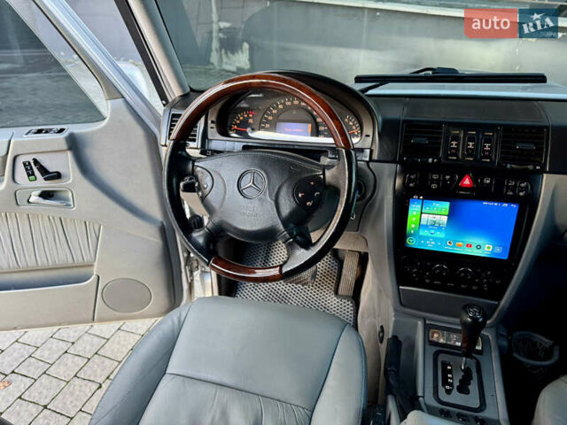 Серый Мерседес Г-Класс, объемом двигателя 4 л и пробегом 276 тыс. км за 33500 $, фото 39 на Automoto.ua