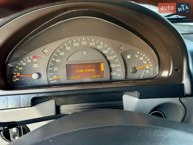 Серый Мерседес Г-Класс, объемом двигателя 4 л и пробегом 276 тыс. км за 33500 $, фото 72 на Automoto.ua