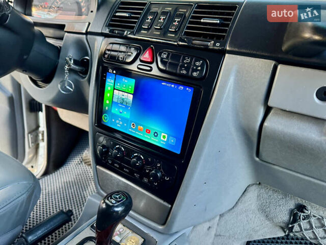 Серый Мерседес Г-Класс, объемом двигателя 4 л и пробегом 276 тыс. км за 33500 $, фото 60 на Automoto.ua