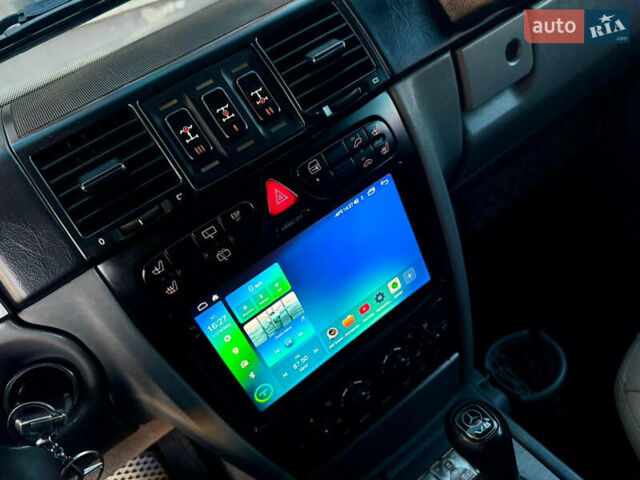 Серый Мерседес Г-Класс, объемом двигателя 4 л и пробегом 370 тыс. км за 29500 $, фото 65 на Automoto.ua