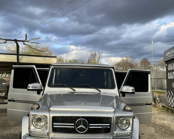 Серый Мерседес Г-Класс, объемом двигателя 5.5 л и пробегом 278 тыс. км за 26999 $, фото 2 на Automoto.ua