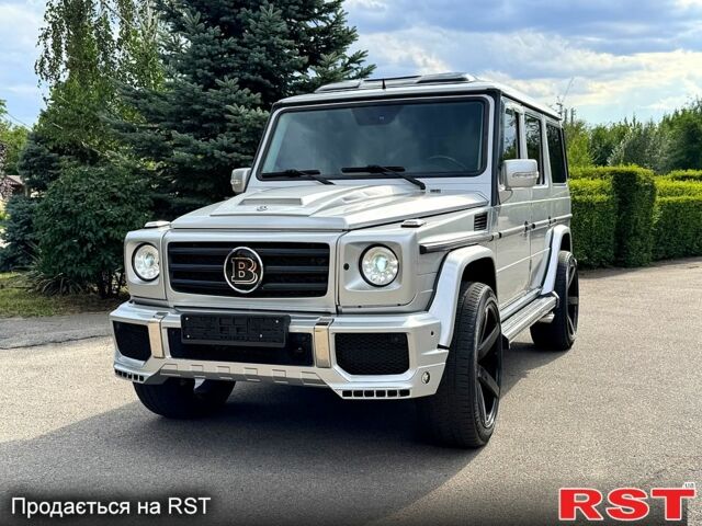 Сірий Мерседес Г-Клас, об'ємом двигуна 4 л та пробігом 220 тис. км за 29800 $, фото 5 на Automoto.ua