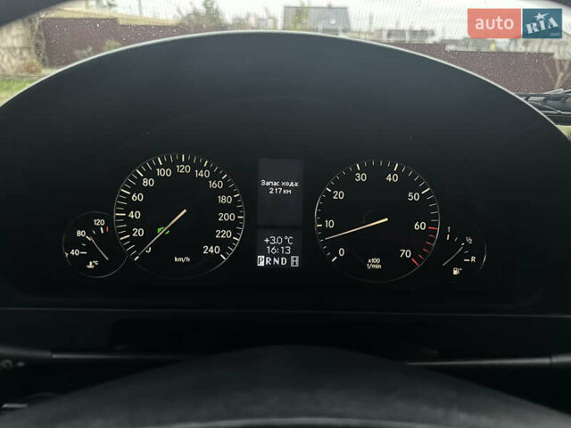 Серый Мерседес Г-Класс, объемом двигателя 5.5 л и пробегом 246 тыс. км за 43000 $, фото 17 на Automoto.ua