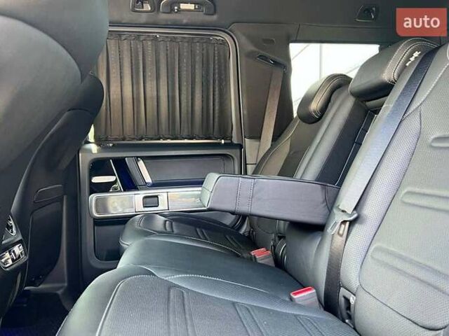 Сірий Мерседес Г-Клас, об'ємом двигуна 3.98 л та пробігом 100 тис. км за 145000 $, фото 27 на Automoto.ua