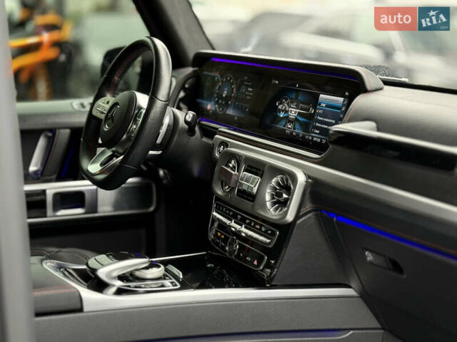 Серый Мерседес Г-Класс, объемом двигателя 3.98 л и пробегом 70 тыс. км за 128000 $, фото 15 на Automoto.ua