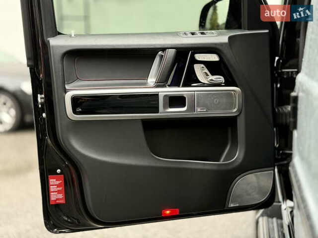 Серый Мерседес Г-Класс, объемом двигателя 3.98 л и пробегом 70 тыс. км за 128000 $, фото 38 на Automoto.ua