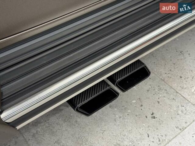 Сірий Мерседес Г-Клас, об'ємом двигуна 3.98 л та пробігом 15 тис. км за 365000 $, фото 12 на Automoto.ua