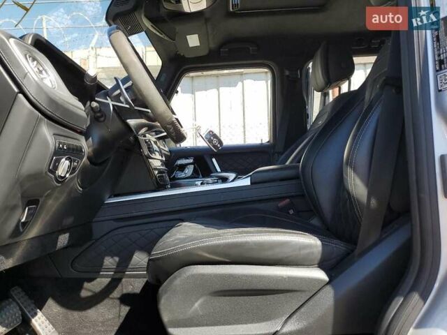 Сірий Мерседес Г-Клас, об'ємом двигуна 3.98 л та пробігом 35 тис. км за 99000 $, фото 6 на Automoto.ua