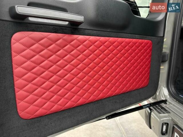 Серый Мерседес Г-Класс, объемом двигателя 3.98 л и пробегом 2 тыс. км за 249900 $, фото 78 на Automoto.ua