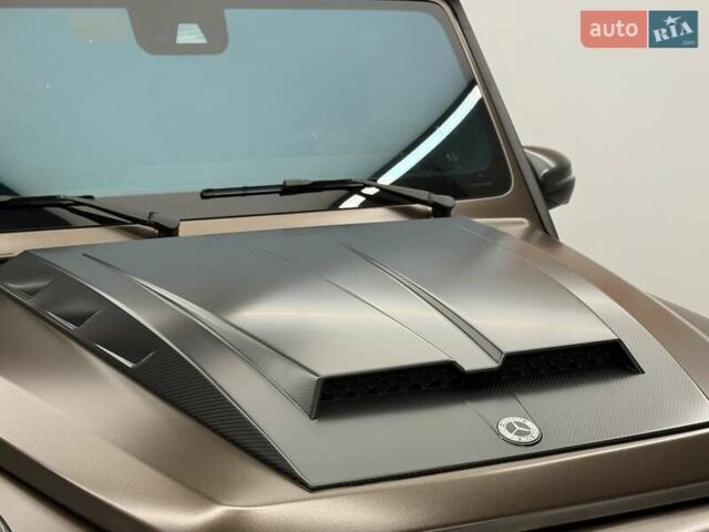 Сірий Мерседес Г-Клас, об'ємом двигуна 3.98 л та пробігом 15 тис. км за 365000 $, фото 8 на Automoto.ua