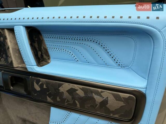 Сірий Мерседес Г-Клас, об'ємом двигуна 3.98 л та пробігом 15 тис. км за 365000 $, фото 57 на Automoto.ua