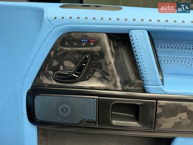 Сірий Мерседес Г-Клас, об'ємом двигуна 3.98 л та пробігом 15 тис. км за 365000 $, фото 58 на Automoto.ua