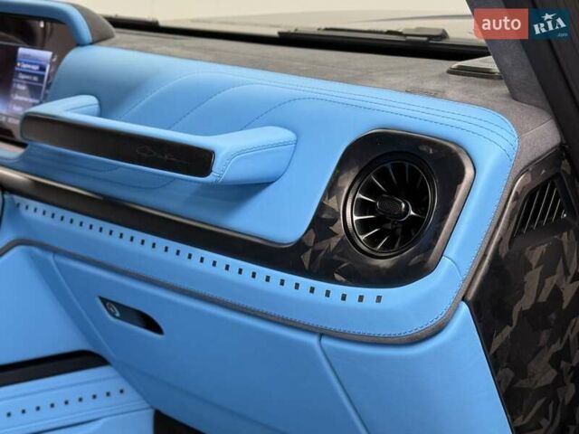 Сірий Мерседес Г-Клас, об'ємом двигуна 3.98 л та пробігом 15 тис. км за 365000 $, фото 78 на Automoto.ua