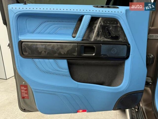 Сірий Мерседес Г-Клас, об'ємом двигуна 3.98 л та пробігом 15 тис. км за 365000 $, фото 35 на Automoto.ua