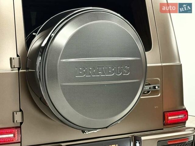 Сірий Мерседес Г-Клас, об'ємом двигуна 3.98 л та пробігом 15 тис. км за 365000 $, фото 18 на Automoto.ua