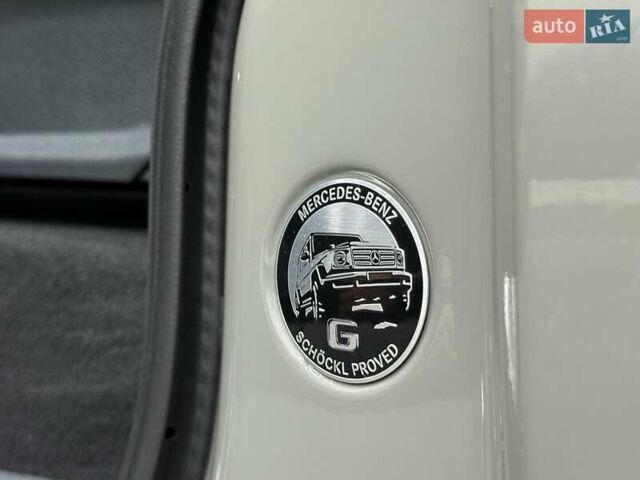 Сірий Мерседес Г-Клас, об'ємом двигуна 0 л та пробігом 4 тис. км за 196019 $, фото 36 на Automoto.ua