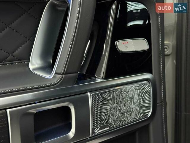Сірий Мерседес Г-Клас, об'ємом двигуна 0 л та пробігом 4 тис. км за 196019 $, фото 43 на Automoto.ua