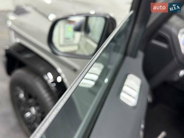 Сірий Мерседес Г-Клас, об'ємом двигуна 0 л та пробігом 4 тис. км за 196019 $, фото 18 на Automoto.ua