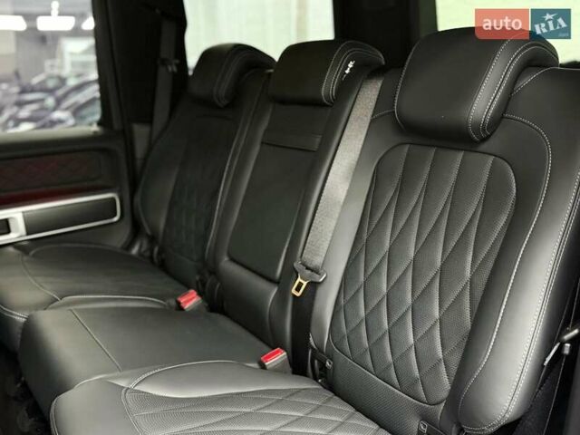 Сірий Мерседес Г-Клас, об'ємом двигуна 0 л та пробігом 4 тис. км за 196019 $, фото 38 на Automoto.ua