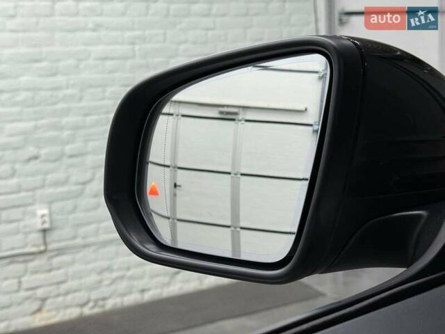 Сірий Мерседес Г-Клас, об'ємом двигуна 0 л та пробігом 4 тис. км за 196019 $, фото 11 на Automoto.ua