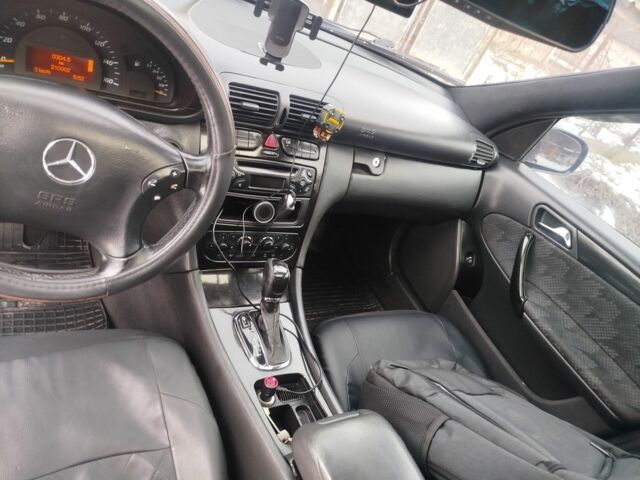 Синий Мерседес Г-Класс, объемом двигателя 2.1 л и пробегом 312 тыс. км за 4500 $, фото 19 на Automoto.ua