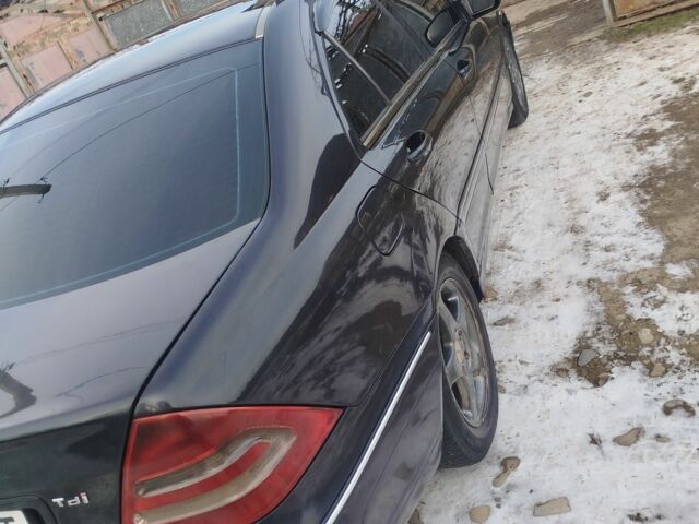 Синий Мерседес Г-Класс, объемом двигателя 2.1 л и пробегом 312 тыс. км за 4500 $, фото 4 на Automoto.ua